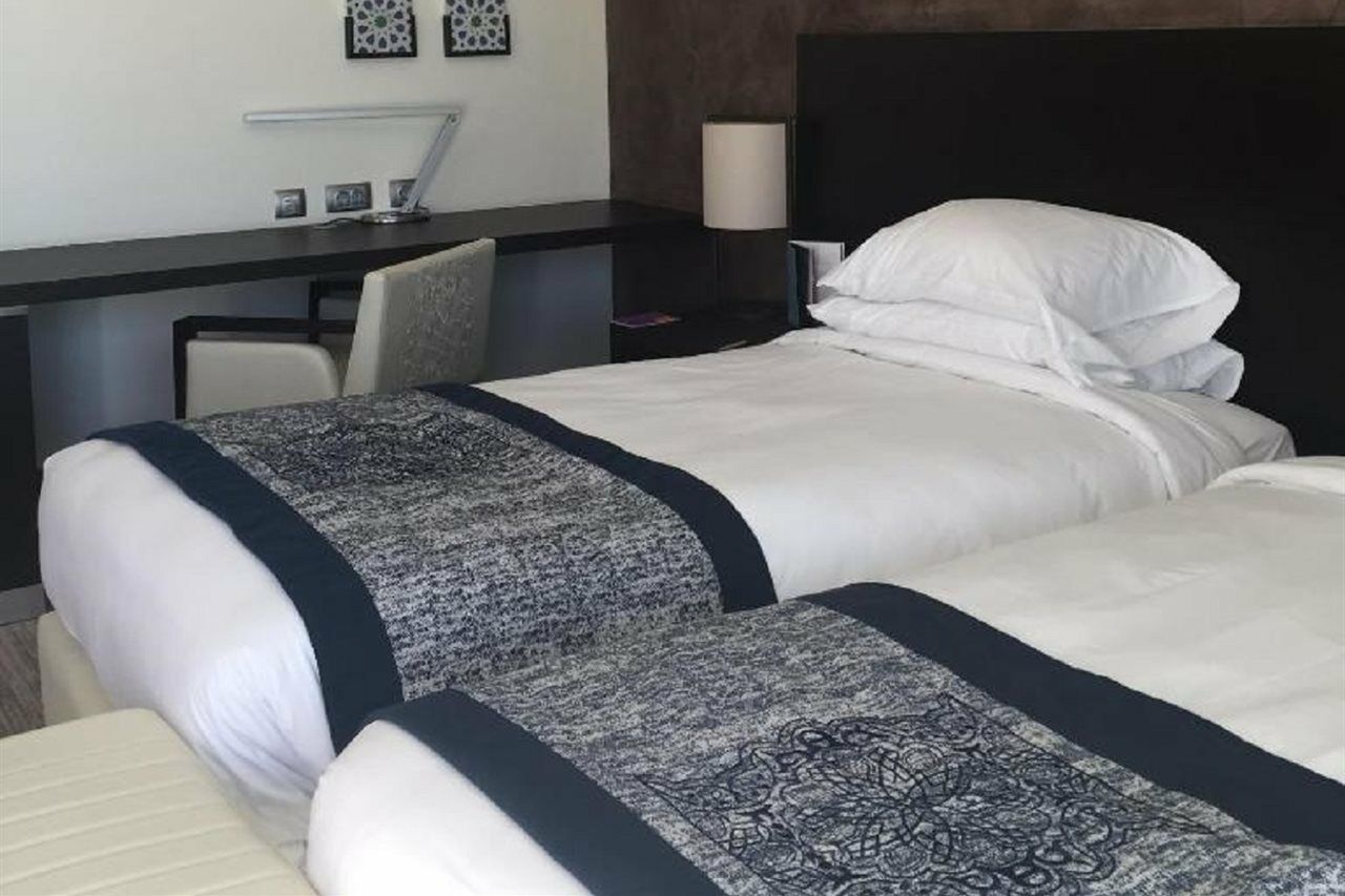 Hyatt Place Taghazout Bay ภายนอก รูปภาพ A bed runner